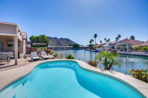 Lakefront Home w/Outdoor Oasis in Glendale!