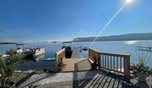 Lakehouse Retreat , Swimming, fishing, paddleboards, kayaks, panoramic view