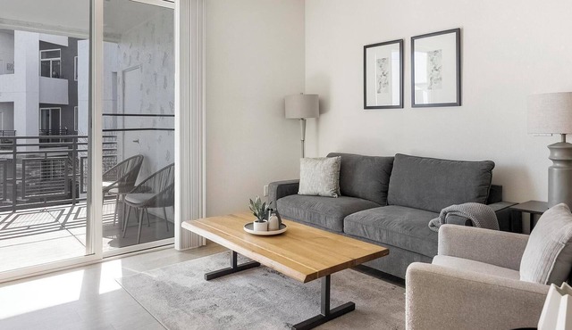 Landing | Stunning 2BD, Gym