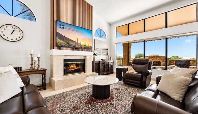 Luxury Retreat w Incredible Views!