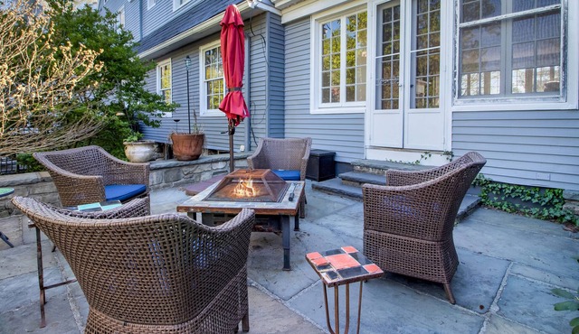 Mansion Overlooking the Storm King Mountain, with a Firepit and Hot Tub