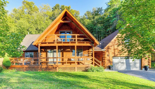 Modern Comforts Classic Cabin- Family&Fish Escape!