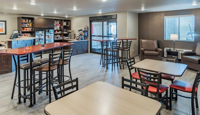 My Place Hotel Phoenix West Buckeye AZ