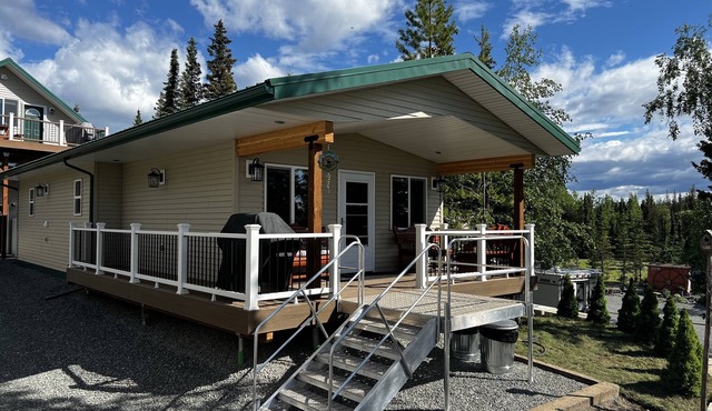 Newly Built: Kenai River Front Cabin with 2 Bedrooms - Premier Fishing Location