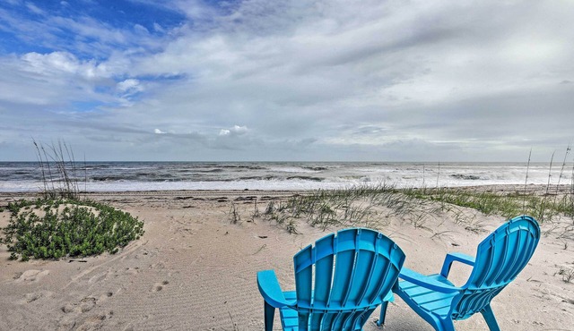 Next to Turtle Preserve: Oceanside Florida Retreat