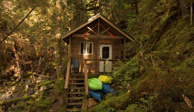 Pepper Creek Cabin at Granite Point