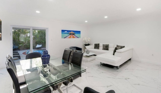 Private Beach Villa with heated Pool in the heart of Surfside Beach, Florida.