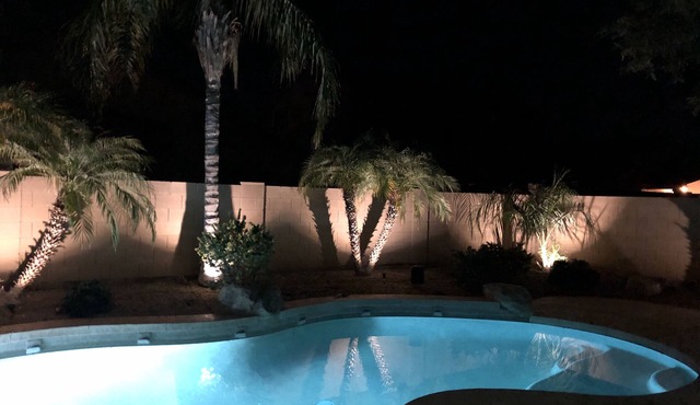 Private heated Pool and Spa! 4 bdrm, 2 bath beautiful and spacious house!