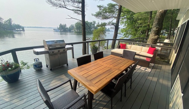 Private Island Cottage-Spectacular Sunsets-Main Channel View & Protected Cove!