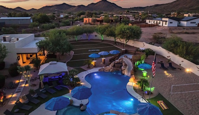 Private Oasis, Pickleball, Sand Volleyball, Sleeps 24