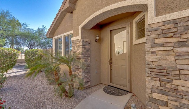 Quiet, Gated Community in NE Mesa, central Arizona with Heated Pool and Spa