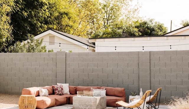 Refreshing Pool/Backyard Desert Oasis