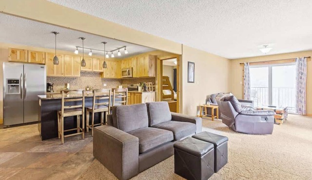 Rocky Mountain Escape with Vista View | Wildernest
