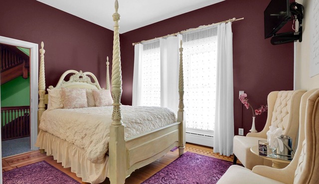 Romantic Victorian Retreat - Jane Austen Room!