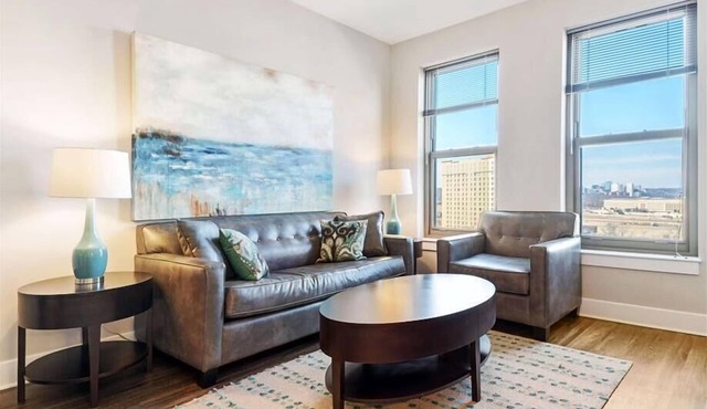 Spacious 2BR Apt | Work Desk + Internet | Pentagon City