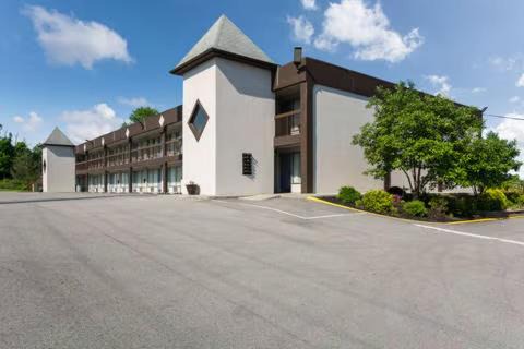 The Cherrywood Inn