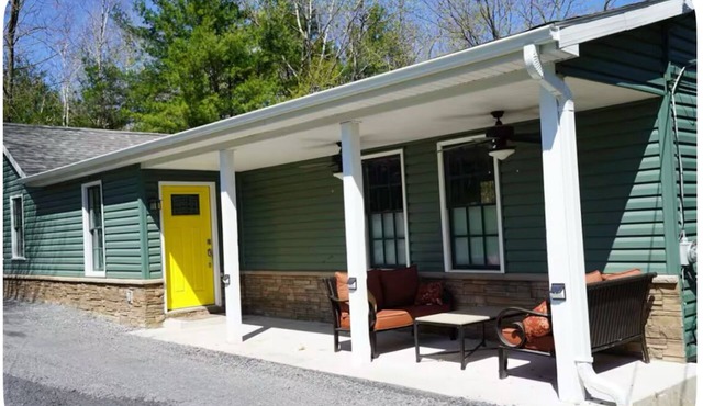 Tranquil 2-bedroom house with AC in Cornwallville nestled on 23 acres
