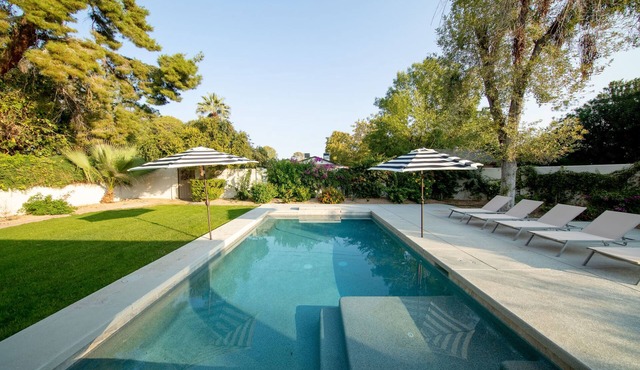 Upscale & Modern Phoenix 2900 sqft Home w/Heated or Chilled Pool by Scottsdale