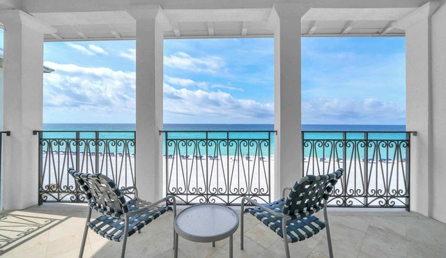 Villa Royale | 1 PM Check in! | Beach Front Done Right! | Splash Pool! | Upgrades Done In 2026!