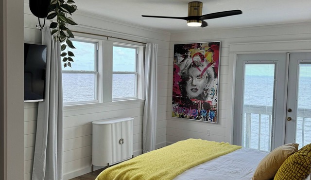 Waterfront, Private, Large, Dolphins, Sunrise & Sunsets, Destin’s 10 Mins Away