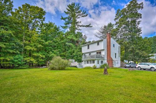 Woodstock Getaway w/Hot Tub ~ 2 Mi to Dtwn!