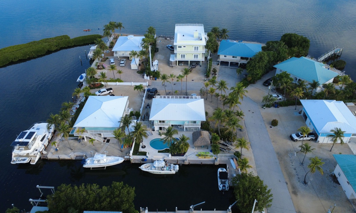 Marathon House | Open Water views, 80' dock Private Pool Ice machine DIRECT ACCESS open water