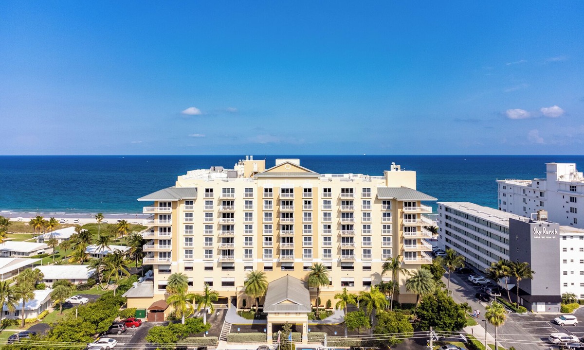 Pompano Beach Condo | Pompano Beach | Couples Ocean Coast Retreat | Pool + Beach