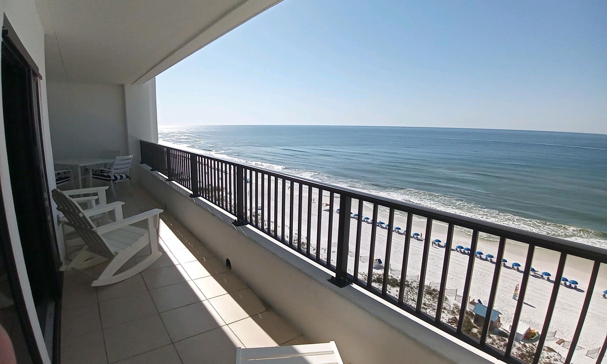 Destin Condo | "Breakers East 1103" 3Bedroom/2 baths -Covered parking Beach setup included