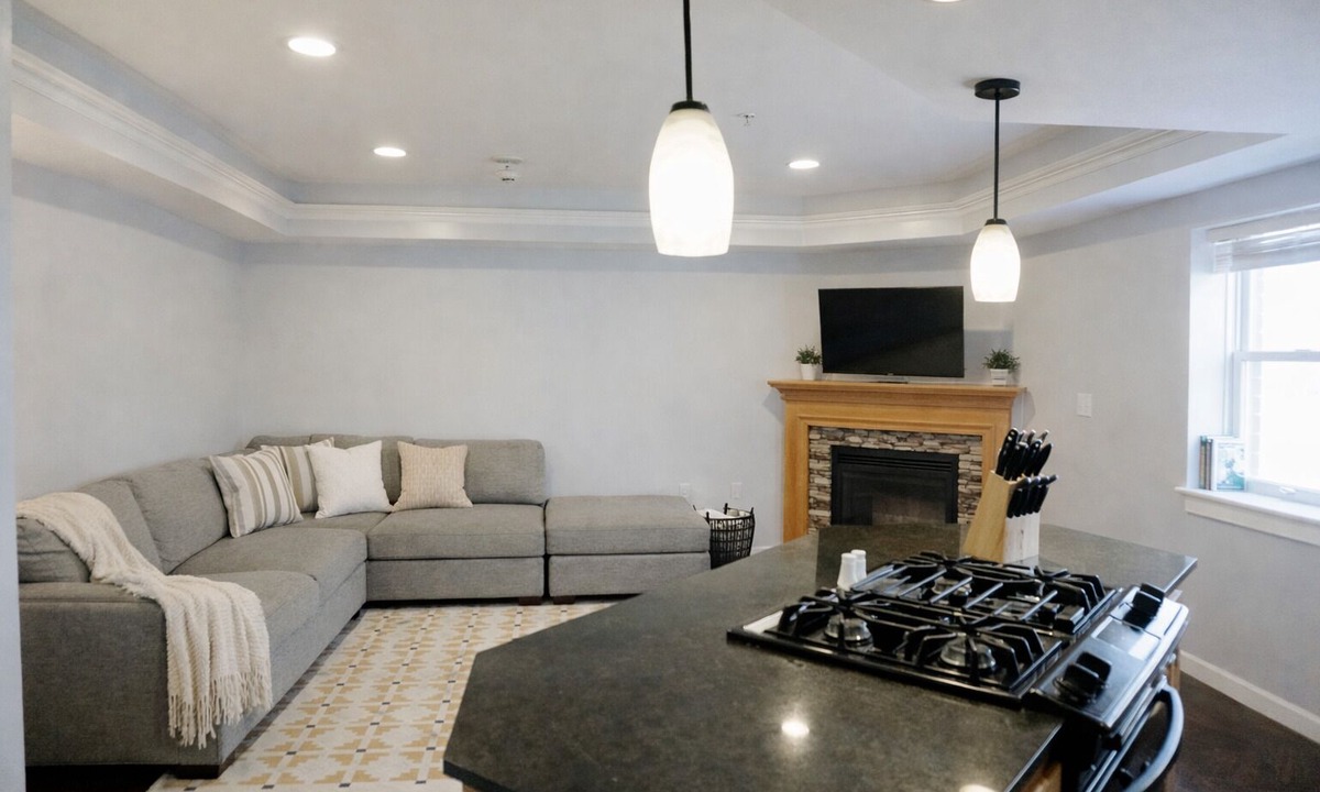 Lower Avenues Apartment | City Haven: Modern 1-Bedroom