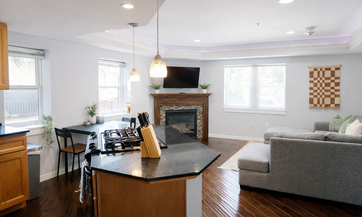 Lower Avenues Apartment | Stylish 1-Bedroom Stay Near Downtown SLC