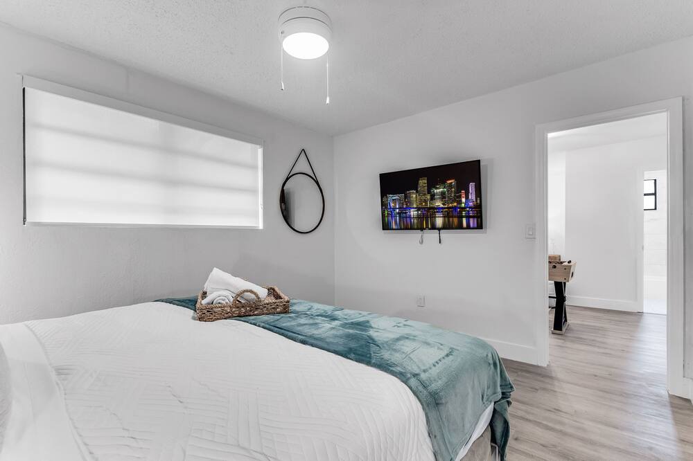Photo of Bedroom in Olympia Heights