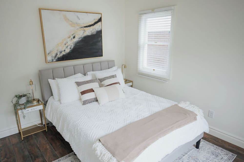 Photo of Bedroom in Yalecrest