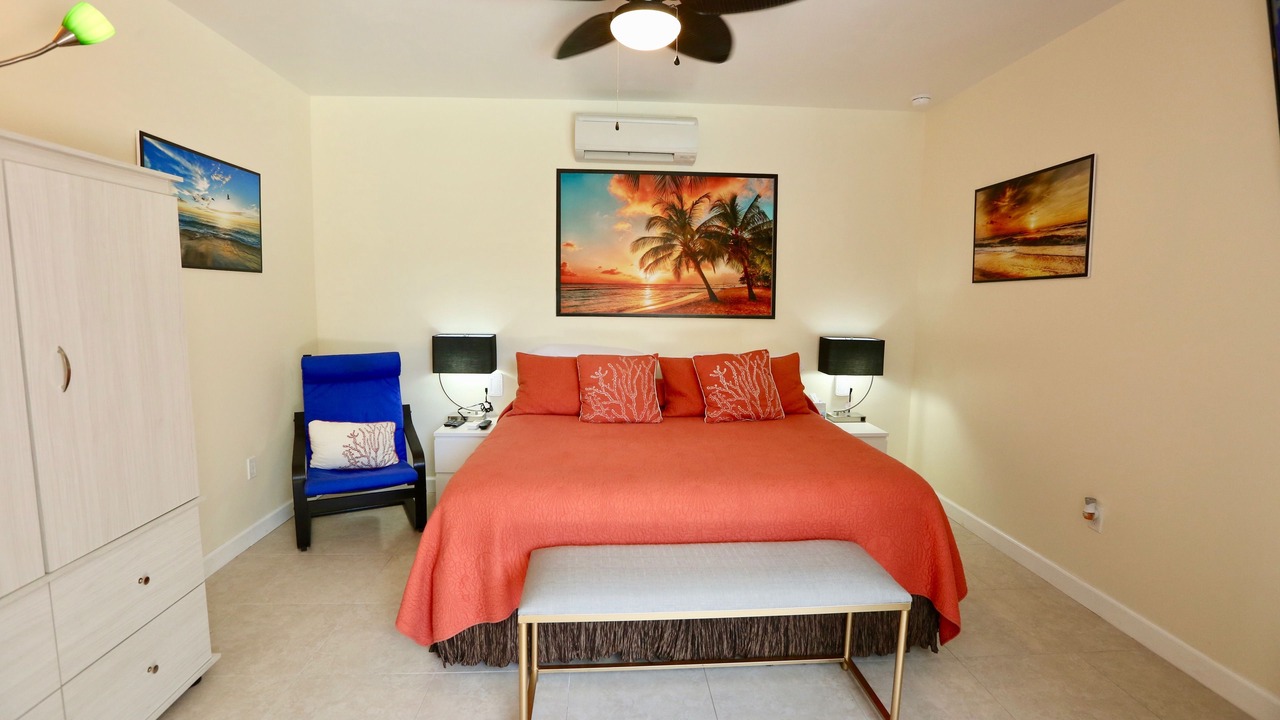 Photo of Bedroom in Wilton Manors