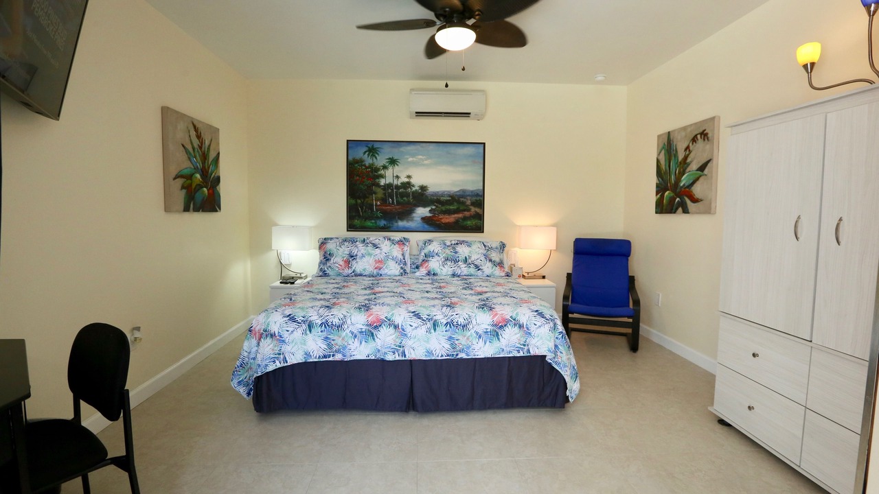 Photo of Bedroom in Wilton Manors