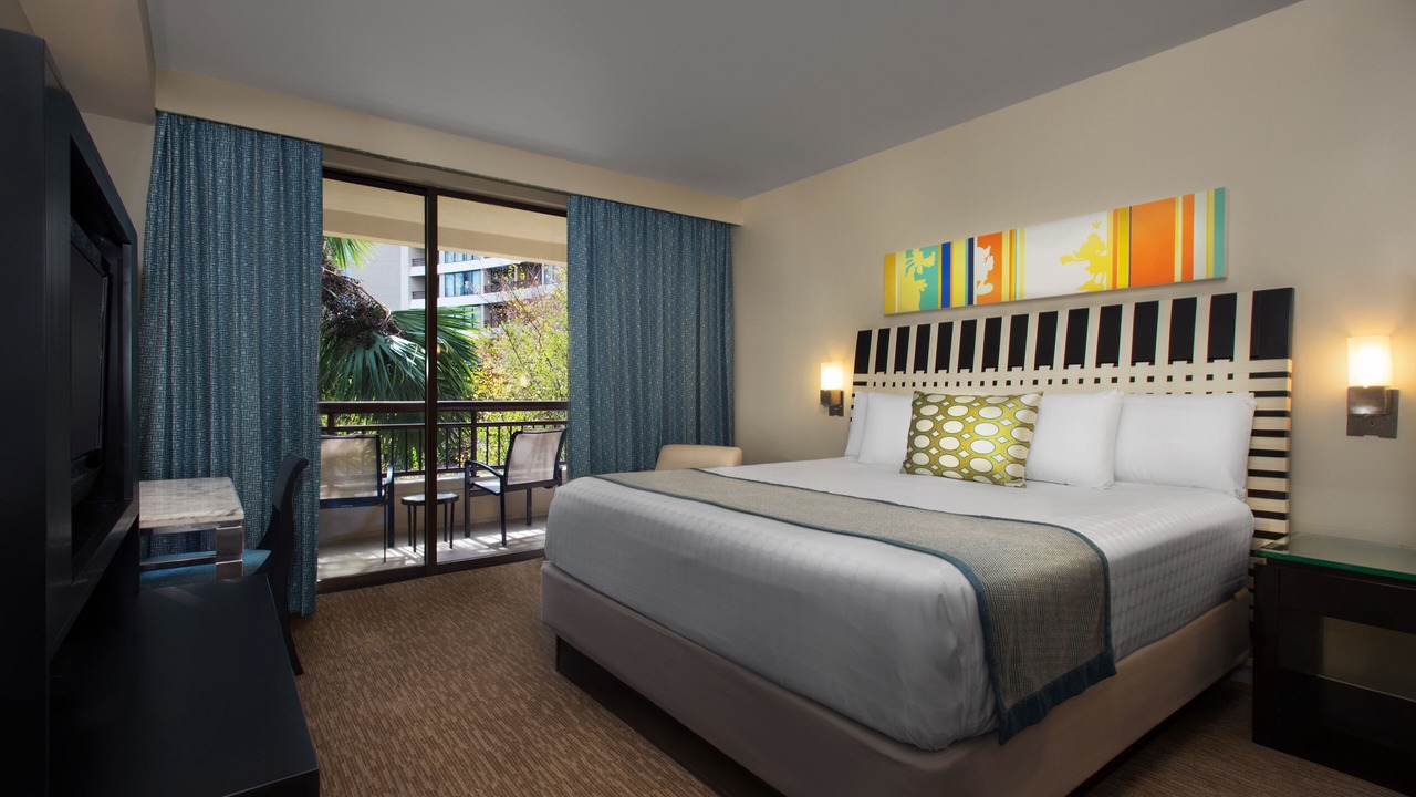 Photo of Bedroom in Bay Lake