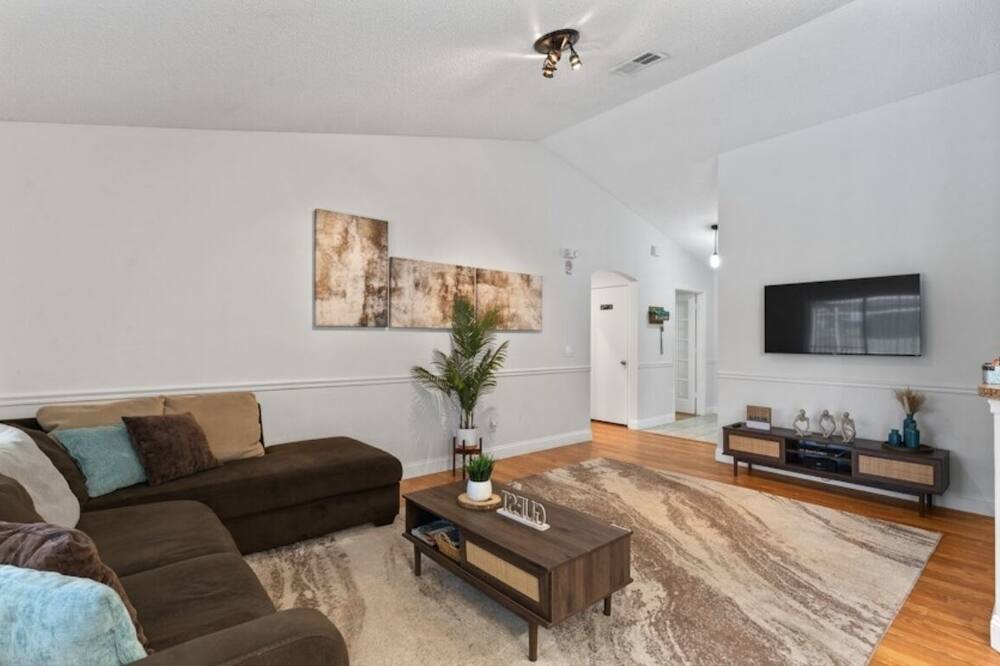 Photo of Livingroom in Indian Ridge