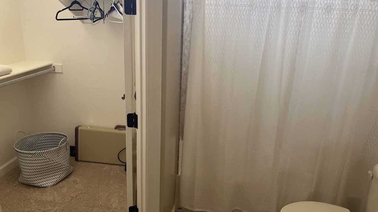Photo of Bathroom in County Island