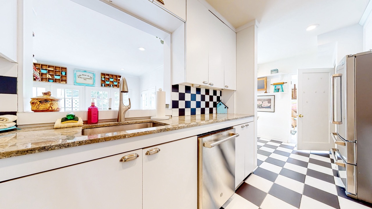 Photo of Kitchen in East Millcreek