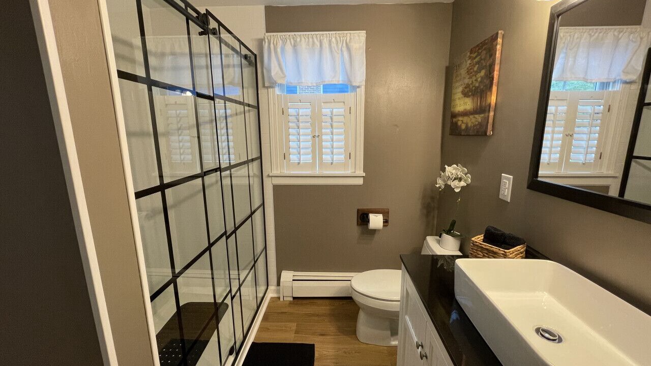 Photo of Bathroom in Ellicottville