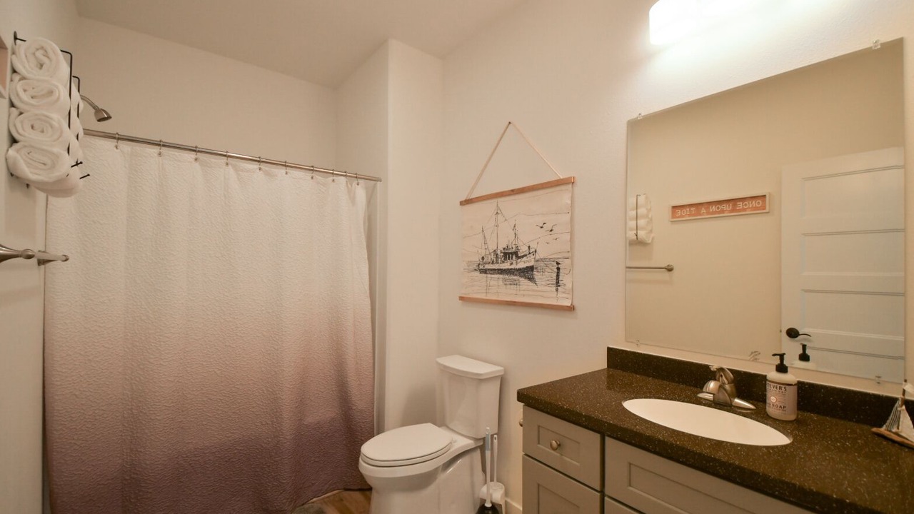 Photo of Bathroom in Kachemak