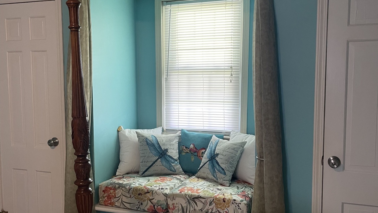 Photo of Bedroom in Maysville