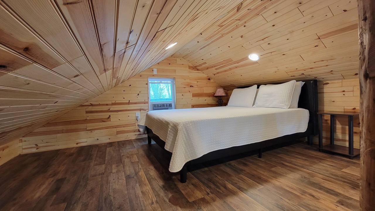 Photo of Bedroom in Foster