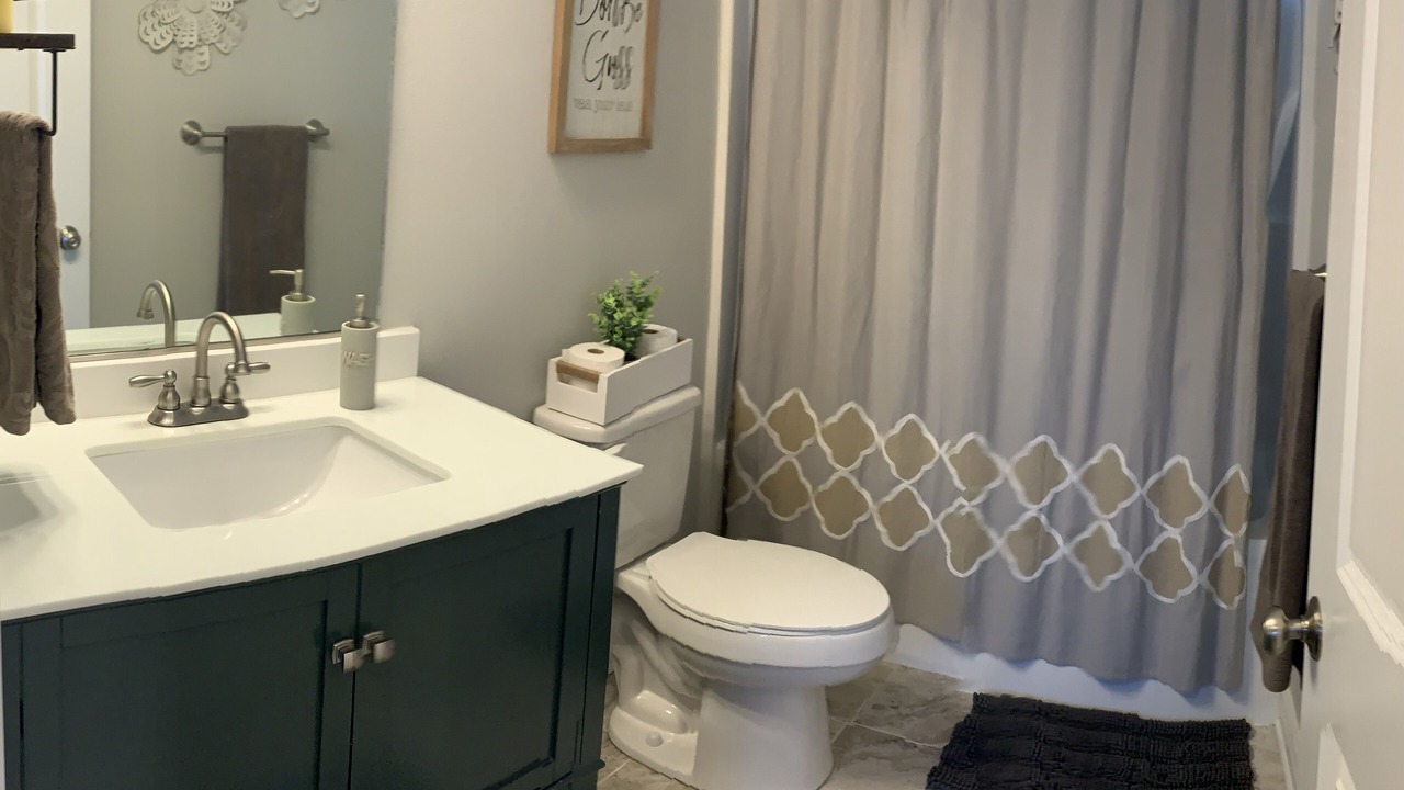 Photo of Bathroom in Homer