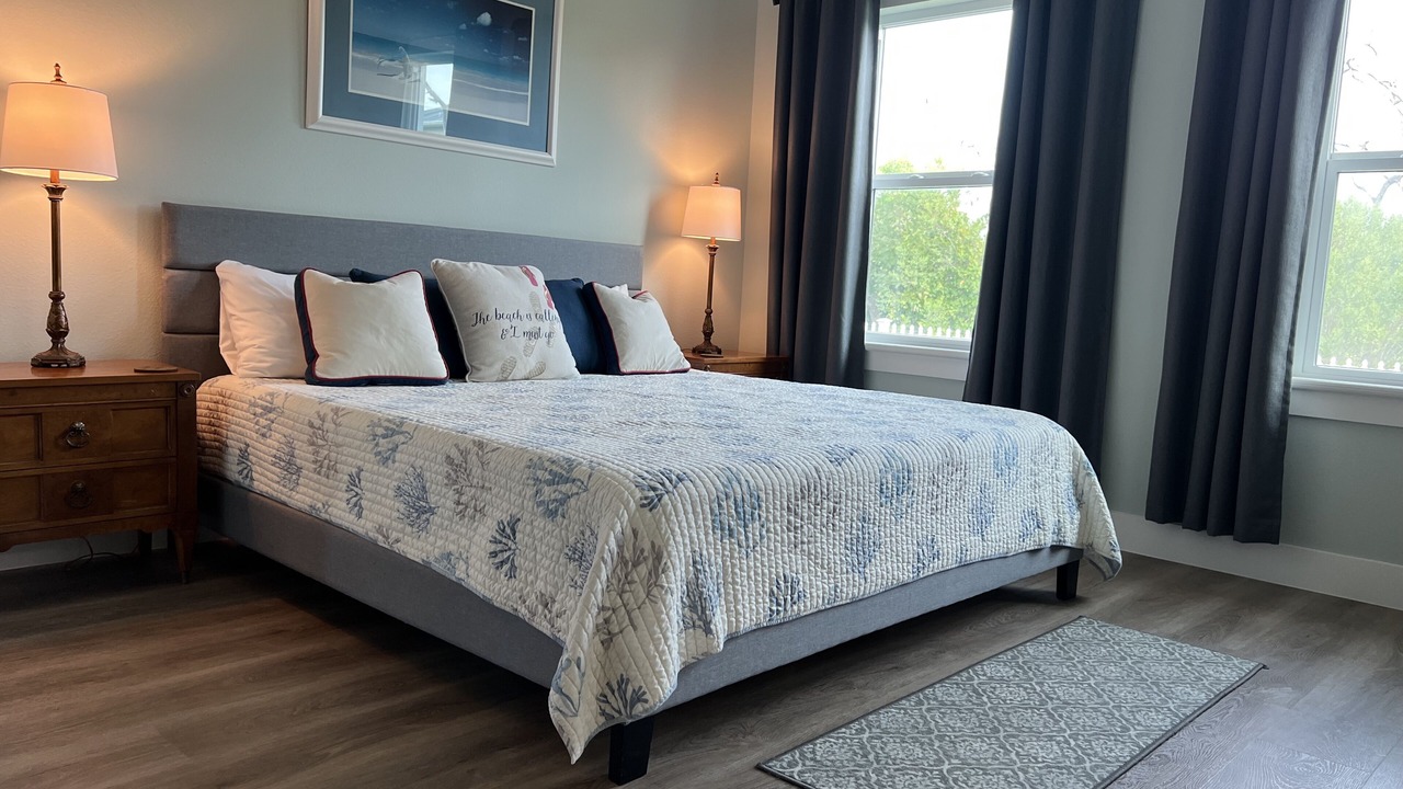 Photo of Bedroom in Marineland Acres