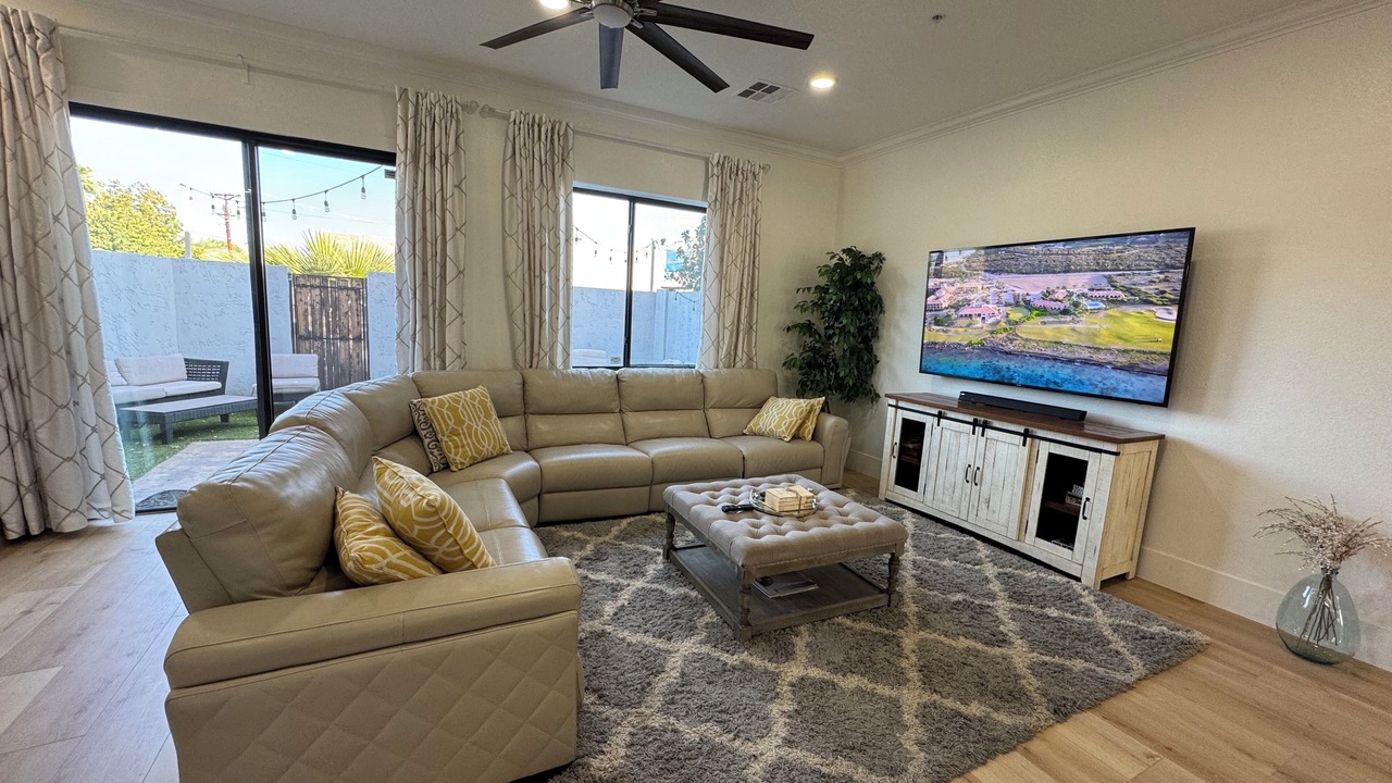 Photo of Livingroom in Phoenix