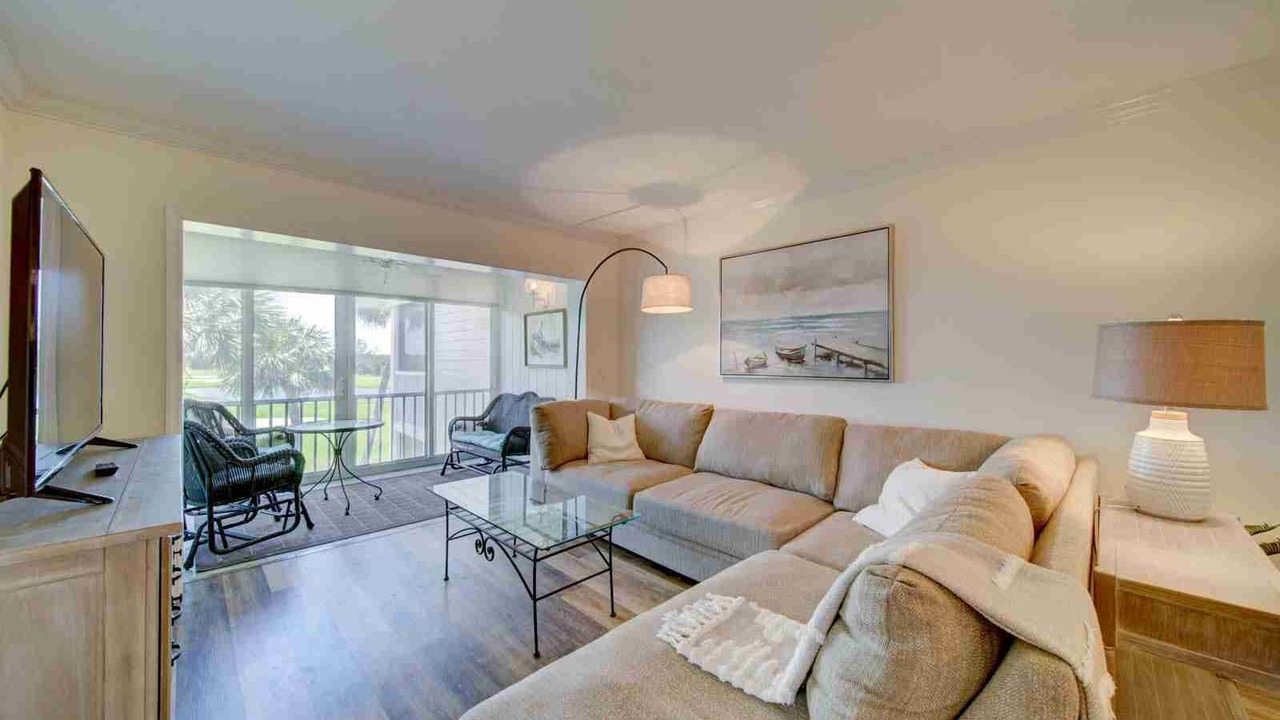 Photo of Livingroom in Stuart