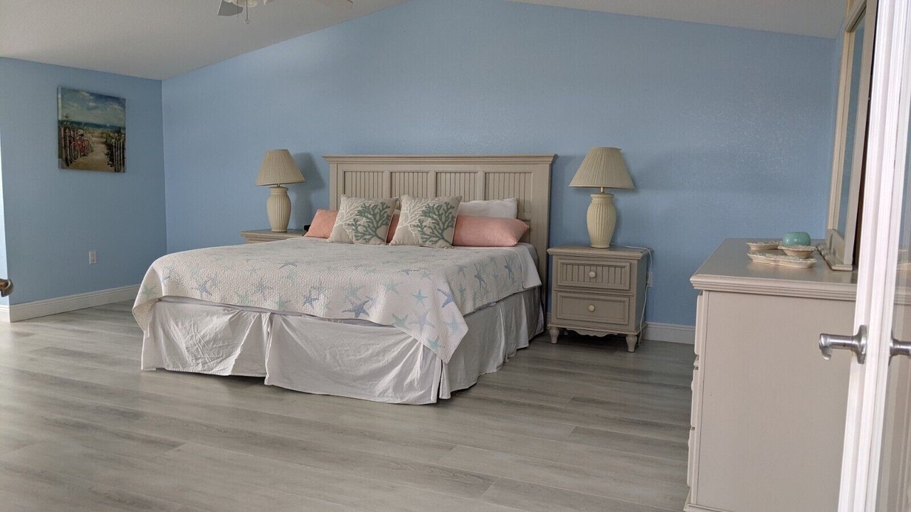Photo of Bedroom in Key Colony Beach