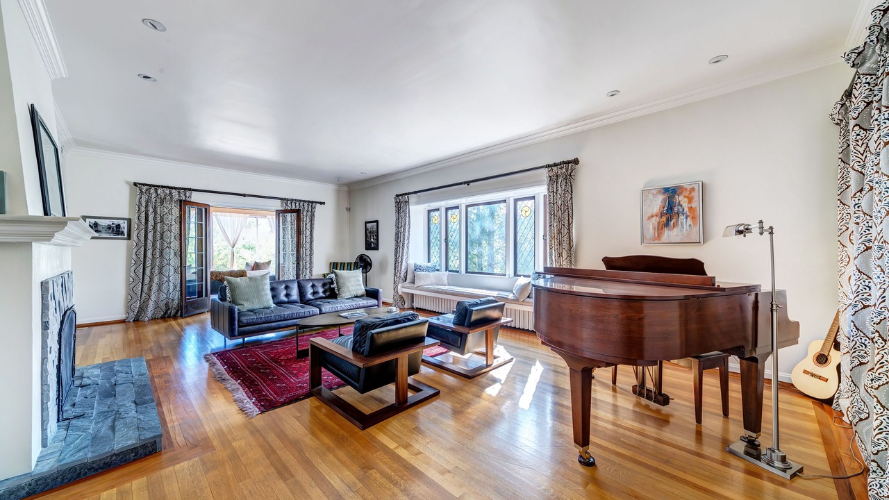 Photo of Livingroom in Downtown Salt Lake City