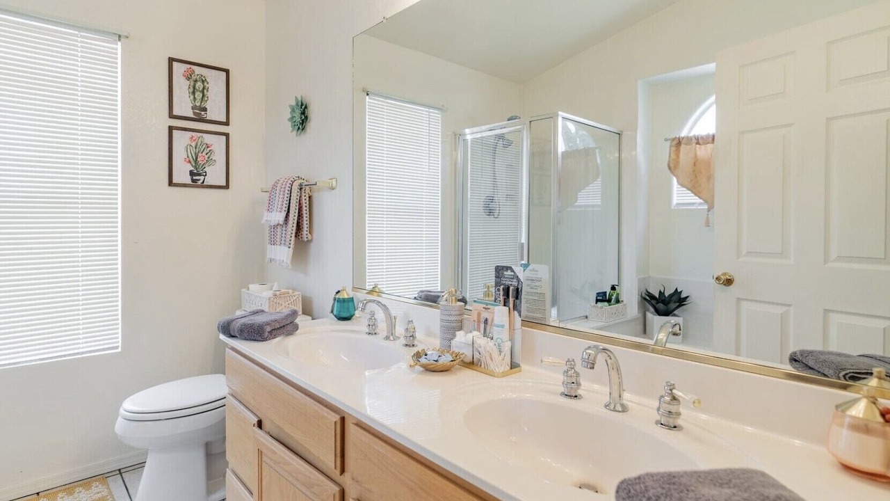 Photo of Bathroom in Glendale