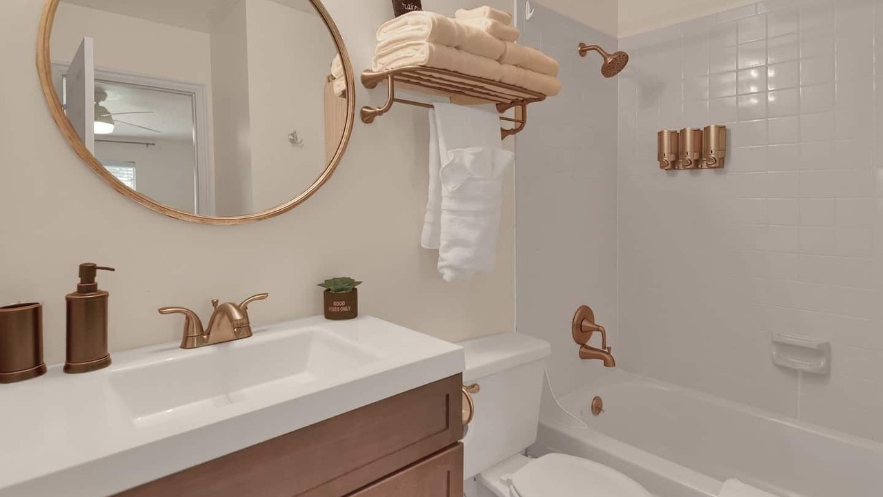 Photo of Bathroom in Canyon Rim